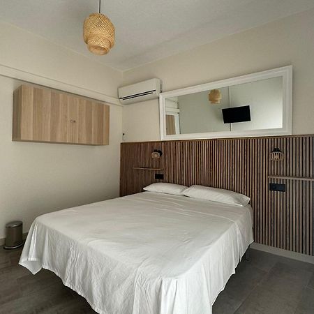 Hostal Restaurant Casa Comaulis La Vajol Ngoại thất bức ảnh