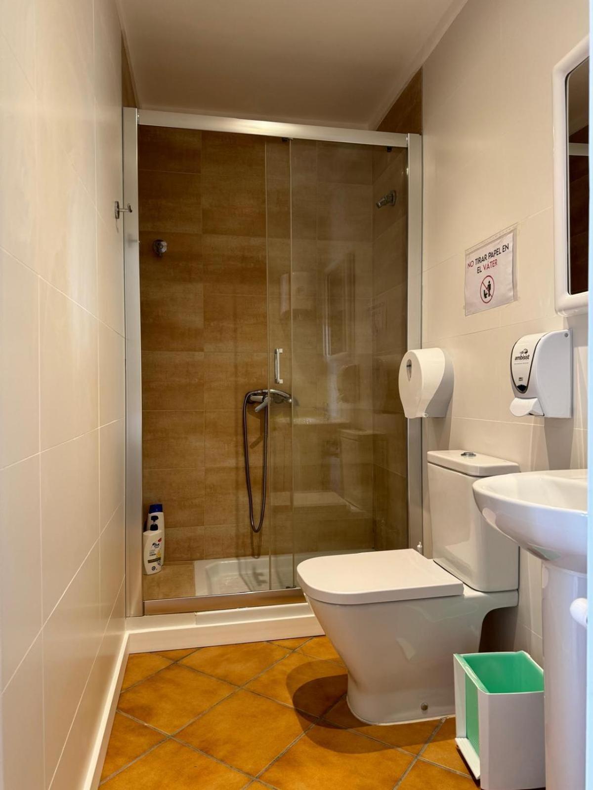Hostal Restaurant Casa Comaulis La Vajol Ngoại thất bức ảnh