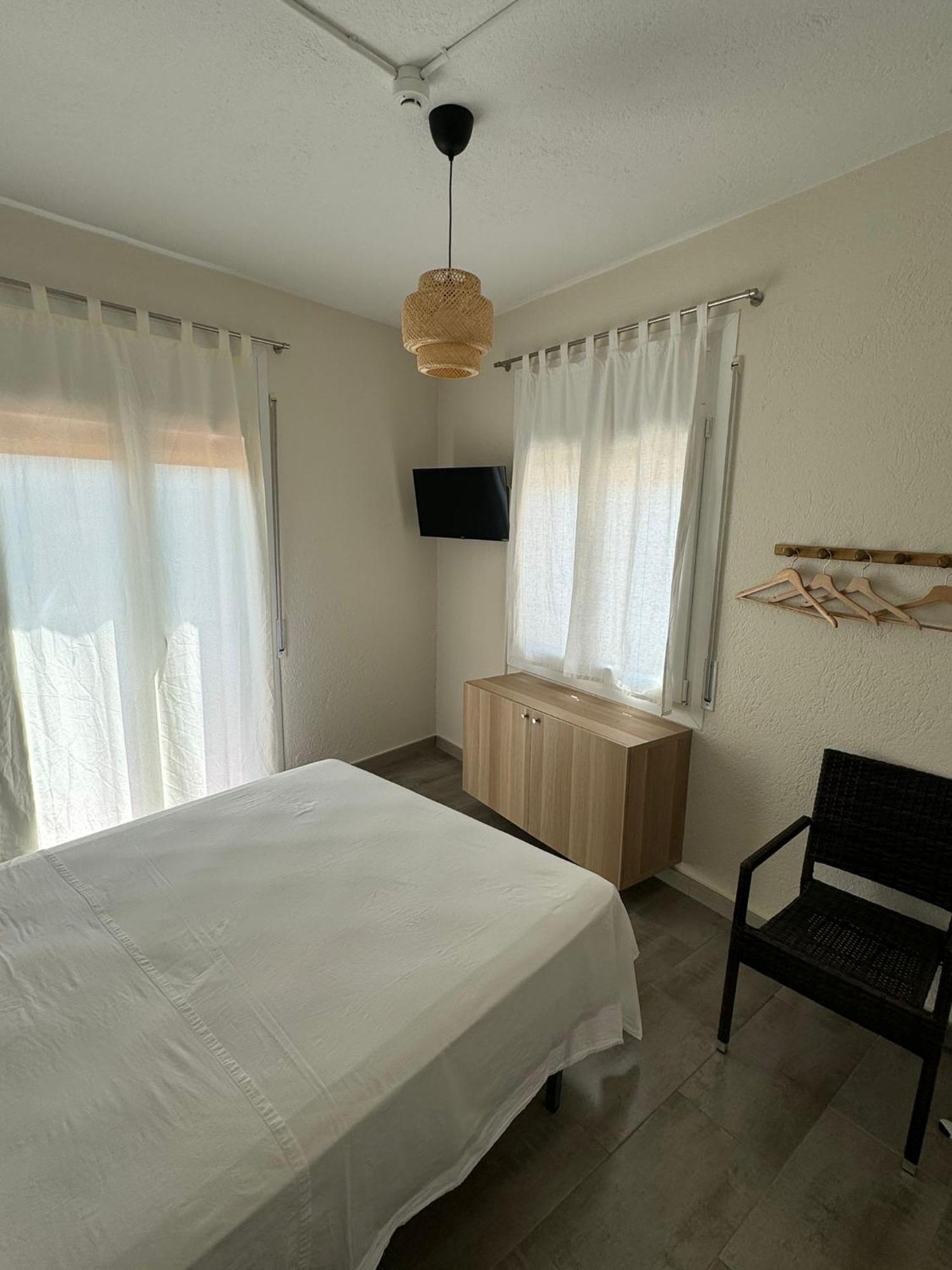 Hostal Restaurant Casa Comaulis La Vajol Ngoại thất bức ảnh
